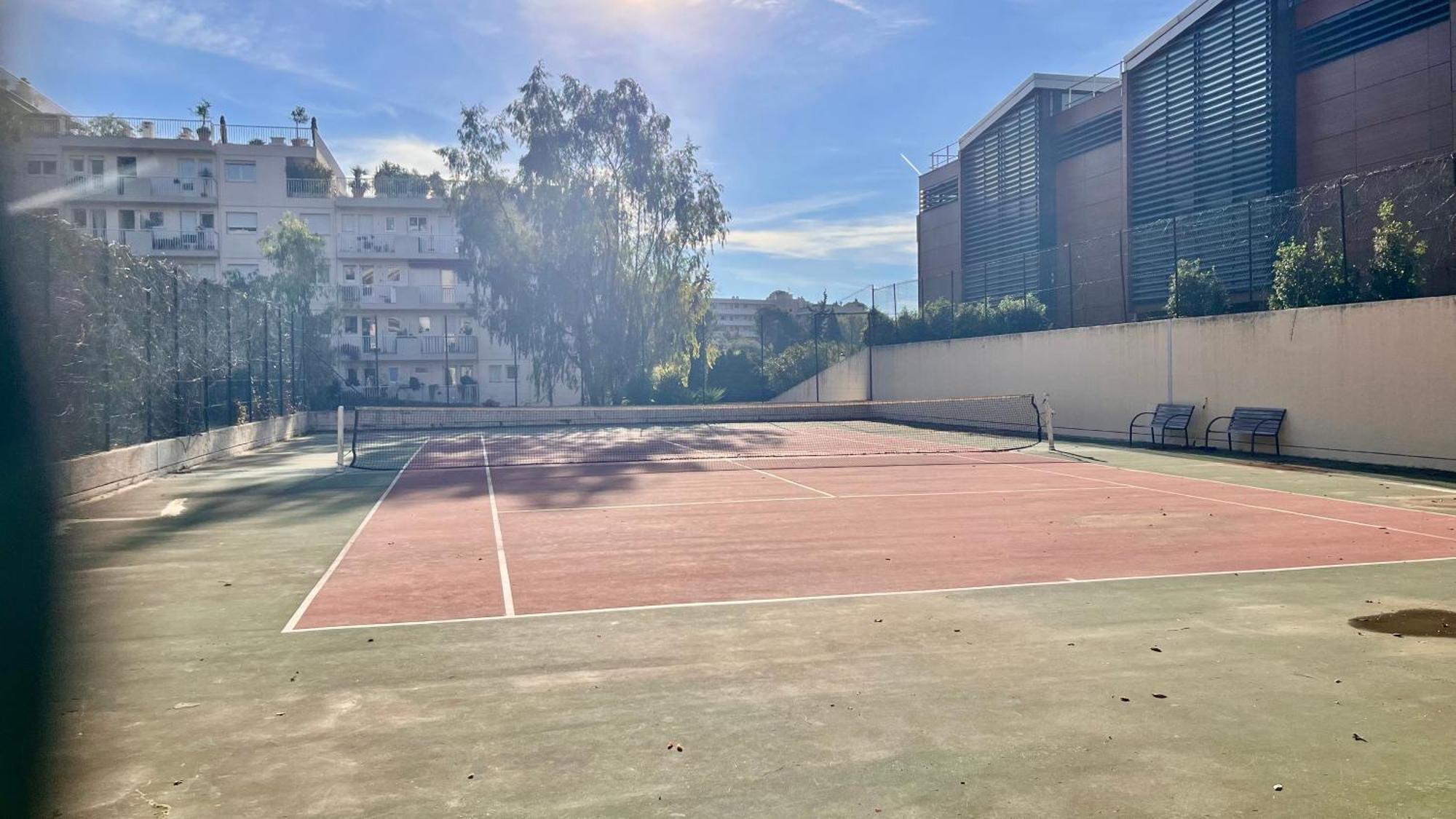 L'Azur - Apt De Standing - Piscine - Parking لو كانيت المظهر الخارجي الصورة