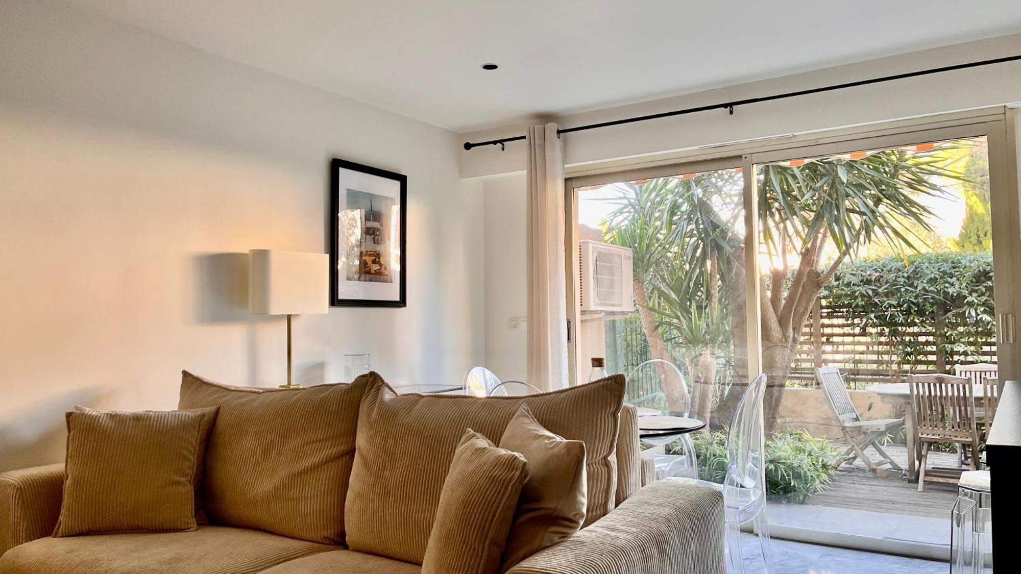 L'Azur - Apt De Standing - Piscine - Parking لو كانيت المظهر الخارجي الصورة
